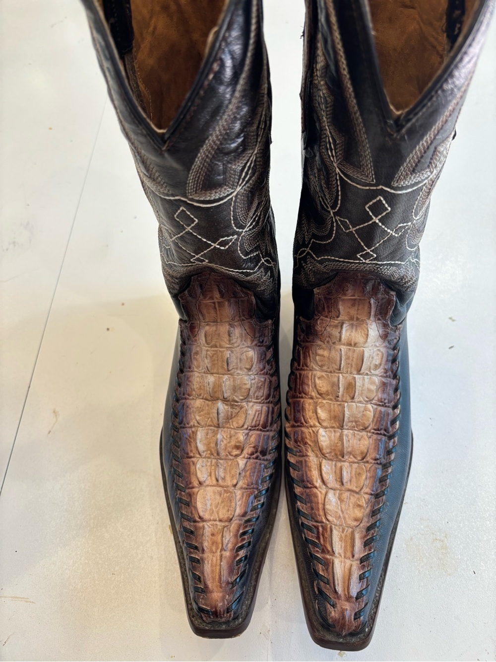 El General Western Cowboy Women’s Two-Tone Brown Croc-Effect Boots size 7.5